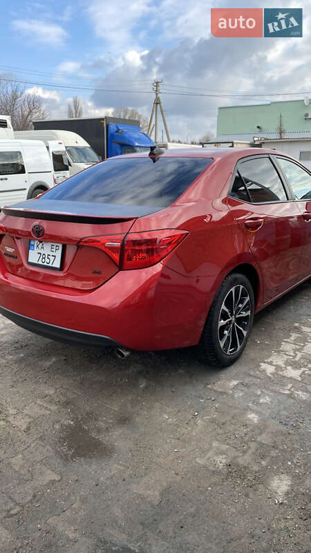 Седан Toyota Corolla 2017 в Борисполе