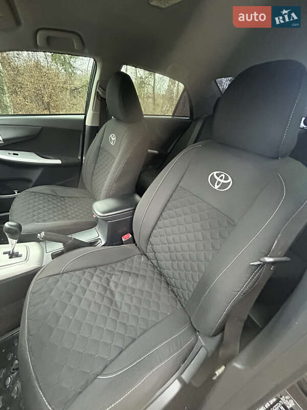 Седан Toyota Corolla 2007 в Лубнах