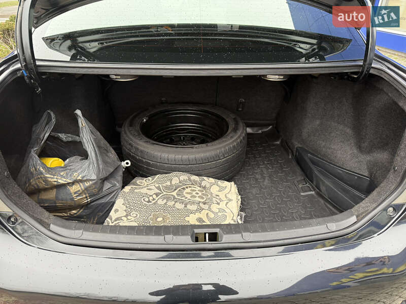 Седан Toyota Corolla 2008 в Харькове