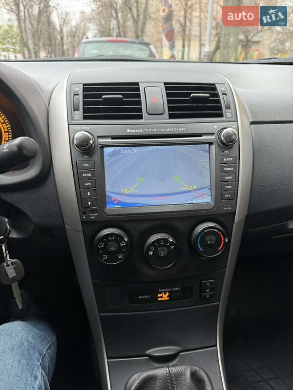 Седан Toyota Corolla 2008 в Харькове