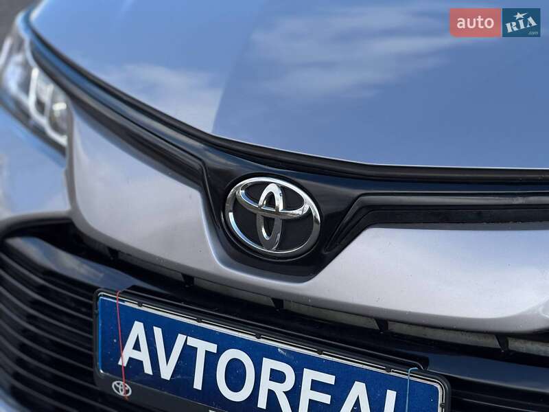 Седан Toyota Corolla 2020 в Кривом Роге