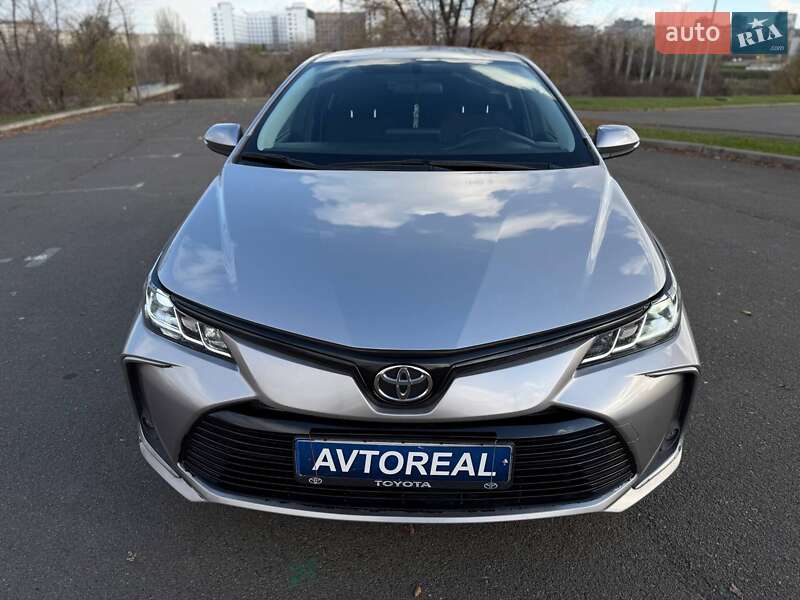 Седан Toyota Corolla 2020 в Кривом Роге