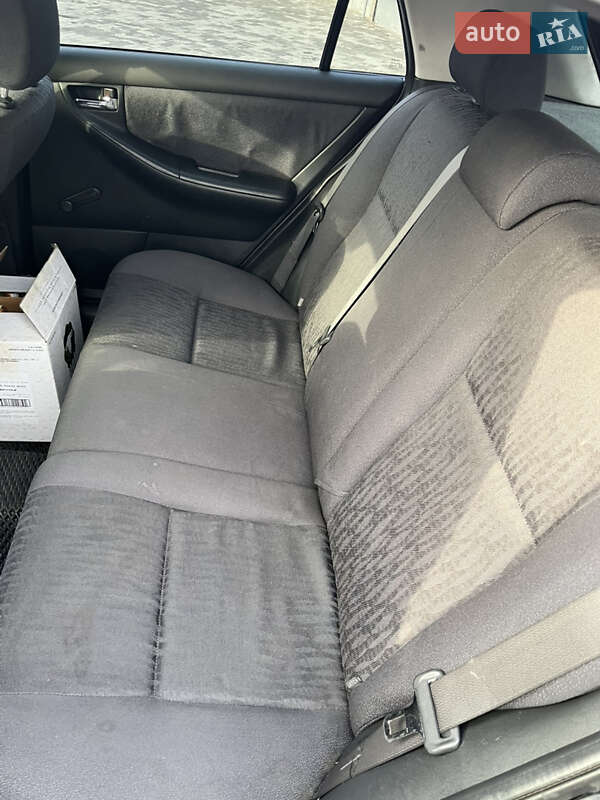 Хетчбек Toyota Corolla 2002 в Запоріжжі