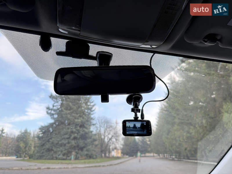 Седан Toyota Corolla 2012 в Желтых Водах фото 21 Седан Toyota Corolla 2012 в Желтых Водах