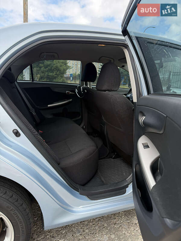 Седан Toyota Corolla 2008 в Киеве