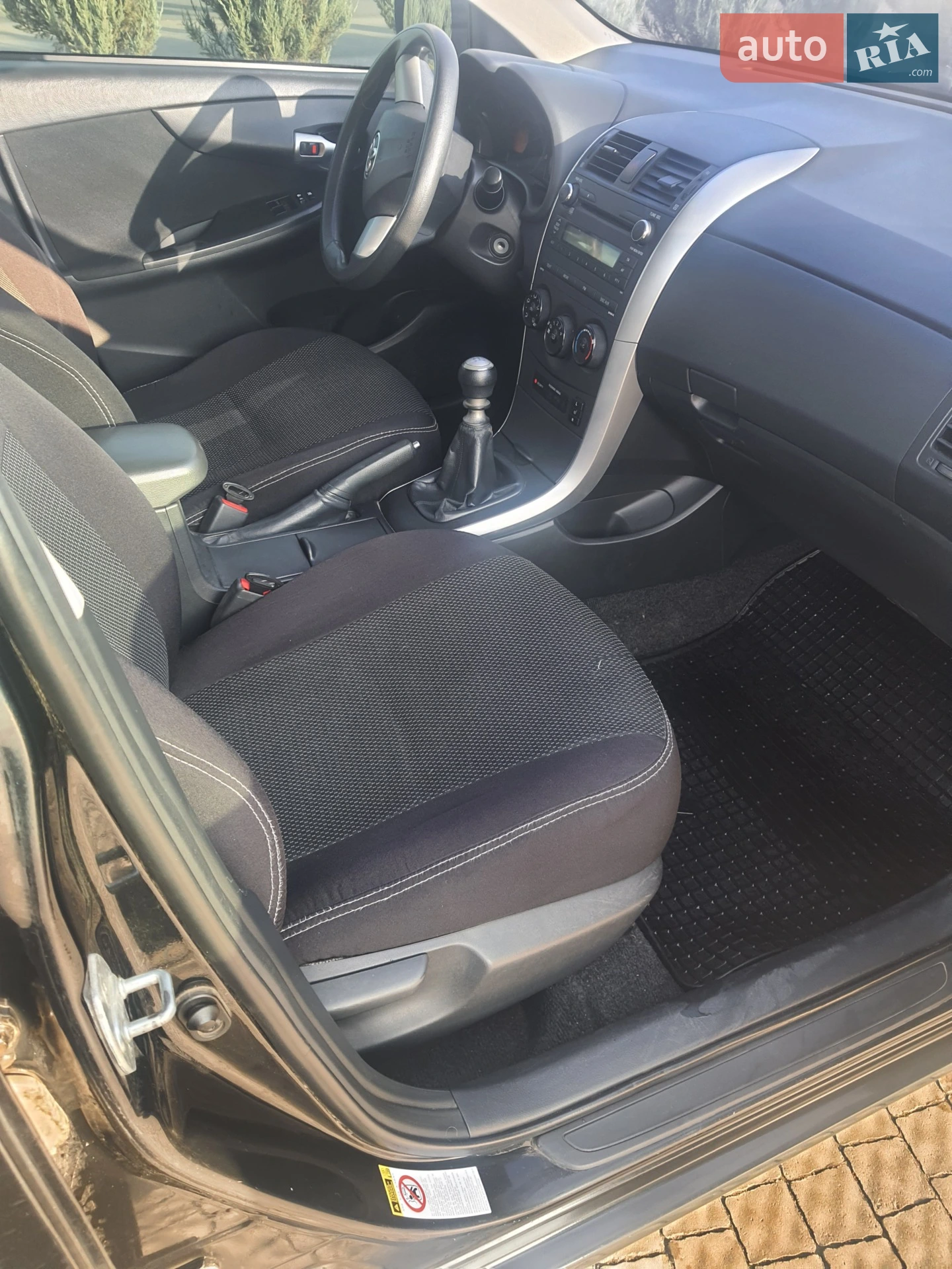 2011 Toyota Corolla - мініатюра 20
