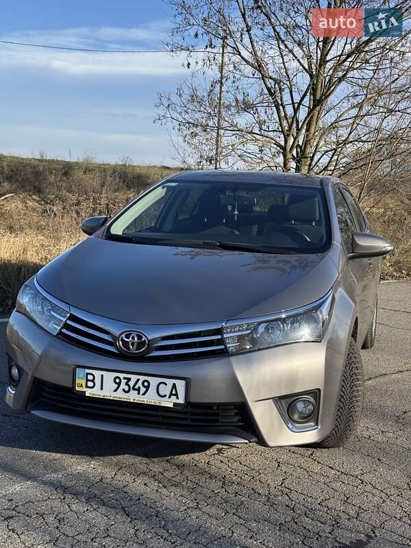 Седан Toyota Corolla 2014 в Кременчуге фото 8 Седан Toyota Corolla 2014 в Кременчуге