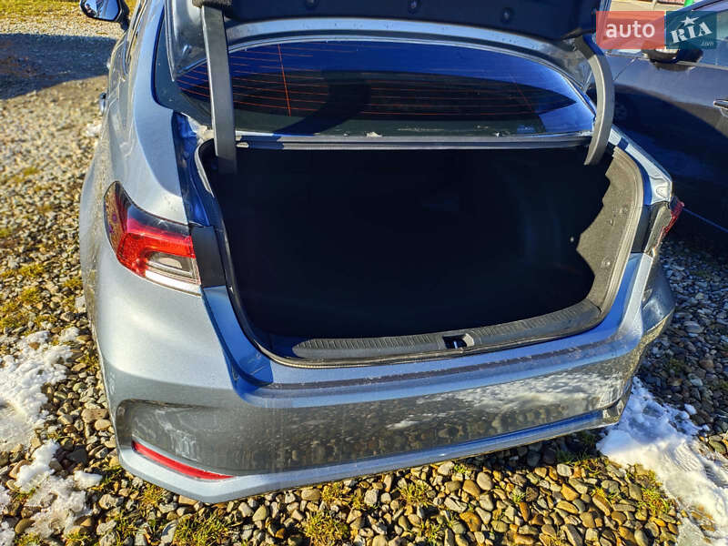 Седан Toyota Corolla 2022 в Ивано-Франковске фото 26 Седан Toyota Corolla 2022 в Ивано-Франковске