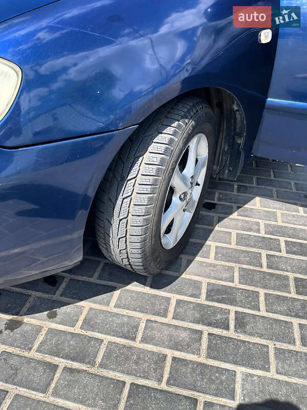 Седан Toyota Corolla 2002 в Одессе