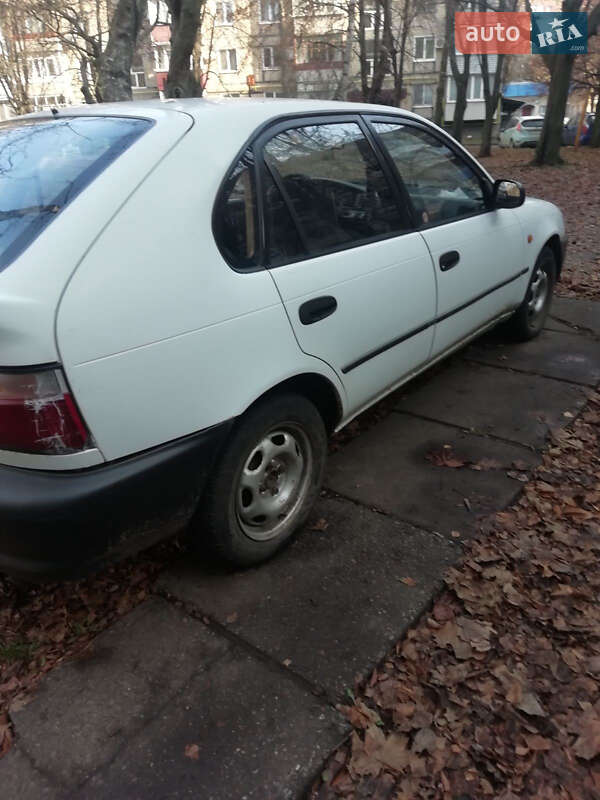 Ліфтбек Toyota Corolla 1992 в Кривому Розі фото 15 Ліфтбек Toyota Corolla 1992 в Кривому Розі
