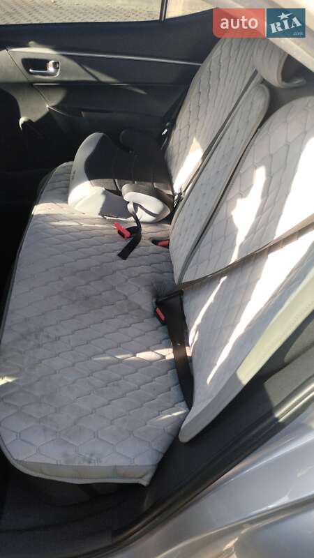 Седан Toyota Corolla 2018 в Кременчуці