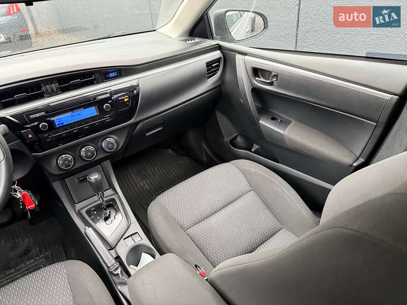 Седан Toyota Corolla 2015 в Стрию фото 33 Седан Toyota Corolla 2015 в Стрию