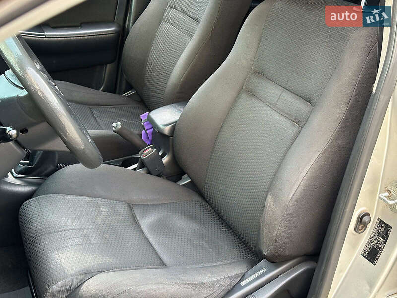 Хетчбек Toyota Corolla 2005 в Одесі