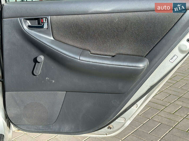 Хетчбек Toyota Corolla 2005 в Одесі