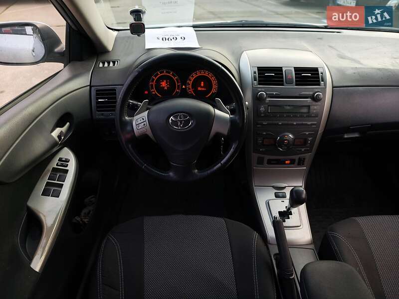 Седан Toyota Corolla 2007 в Харькове