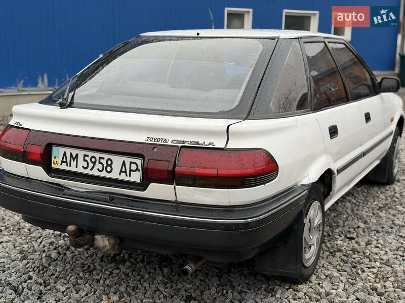 Хэтчбек Toyota Corolla 1988 в Бердичеве