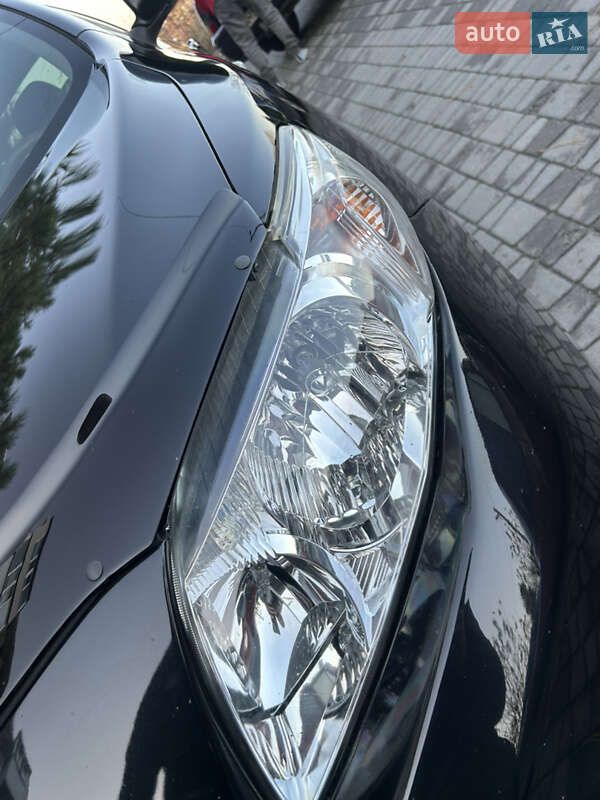 Седан Toyota Corolla 2008 в Дніпрі