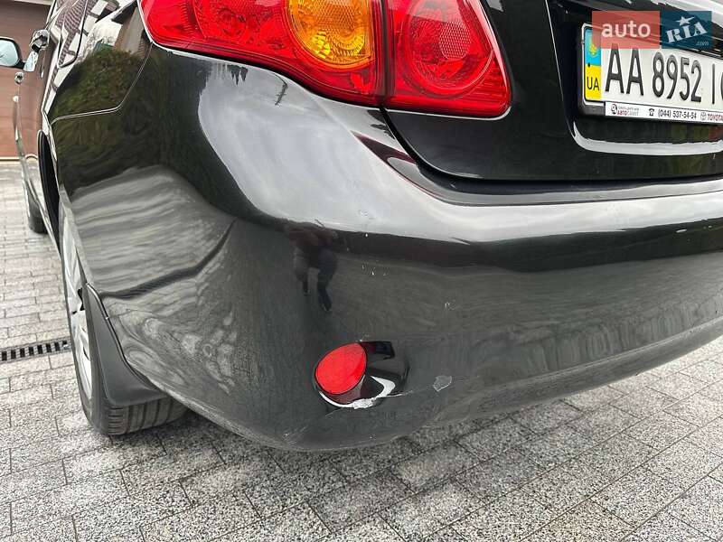 Седан Toyota Corolla 2008 в Києві
