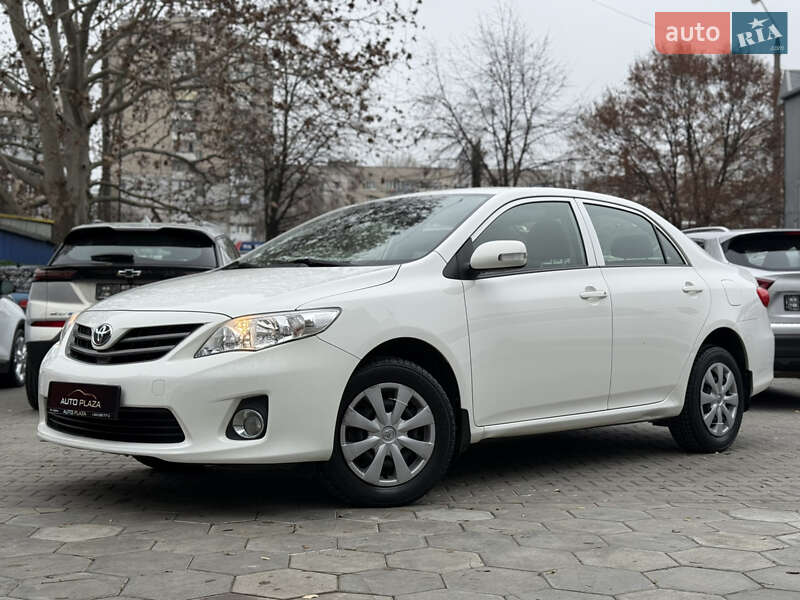 Седан Toyota Corolla 2011 в Одессе
