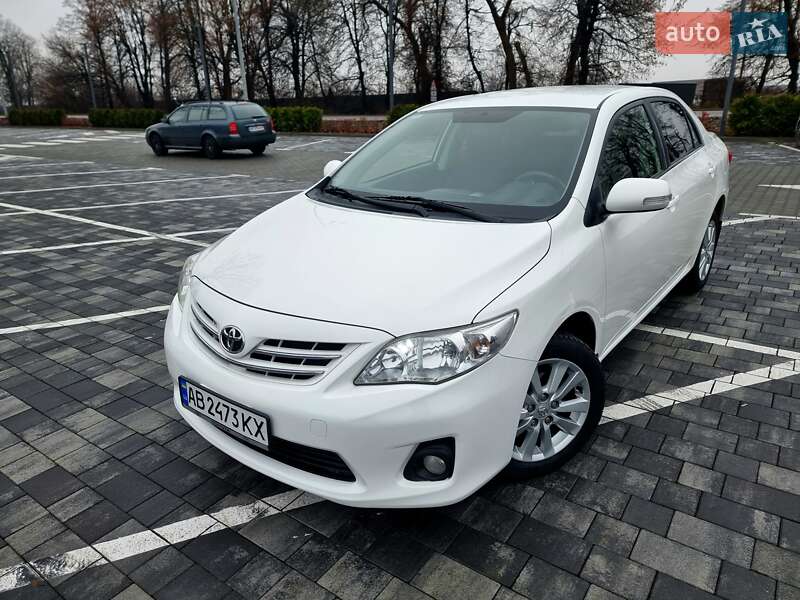 Седан Toyota Corolla 2012 в Вінниці
