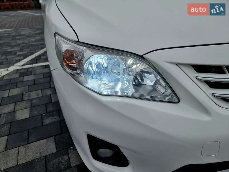 Седан Toyota Corolla 2012 в Вінниці