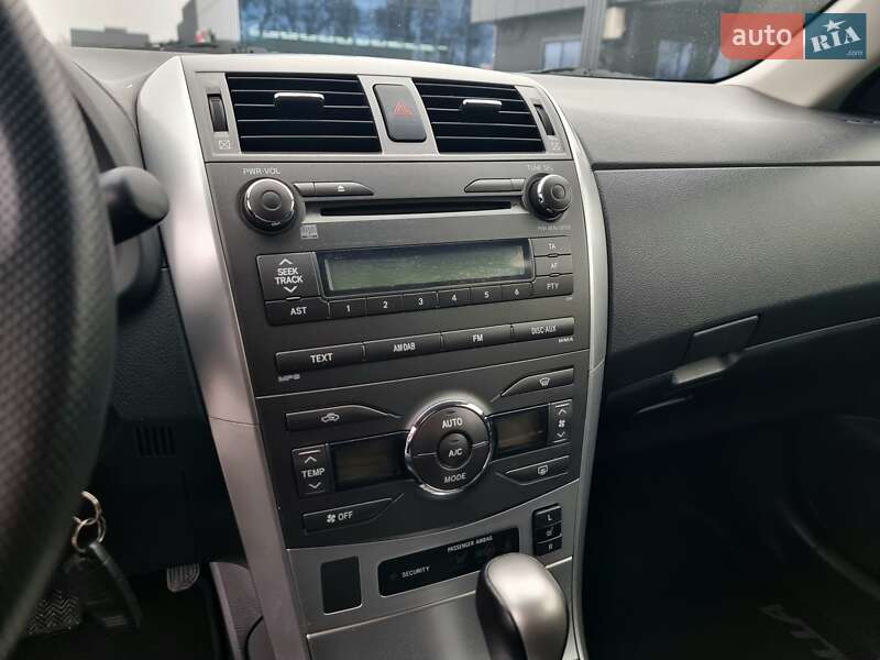 Седан Toyota Corolla 2012 в Вінниці