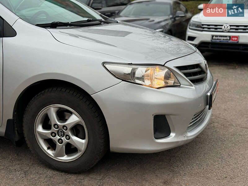 Седан Toyota Corolla 2010 в Вінниці