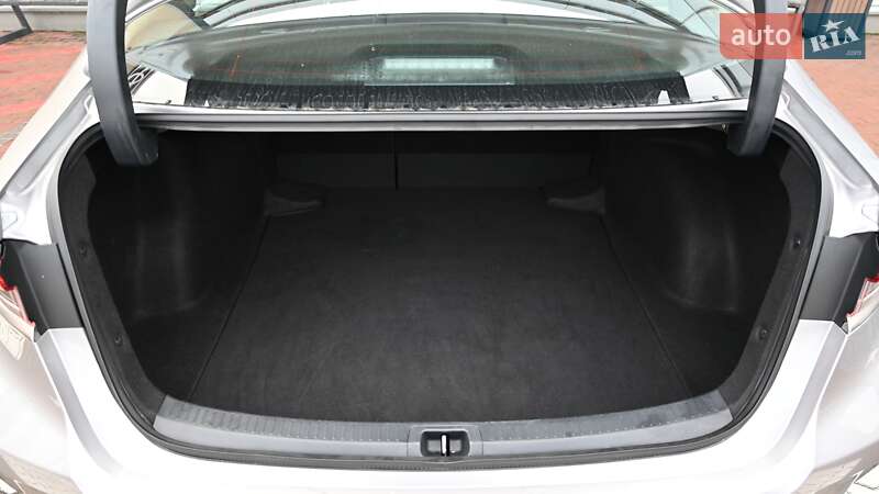 Седан Toyota Corolla 2021 в Києві