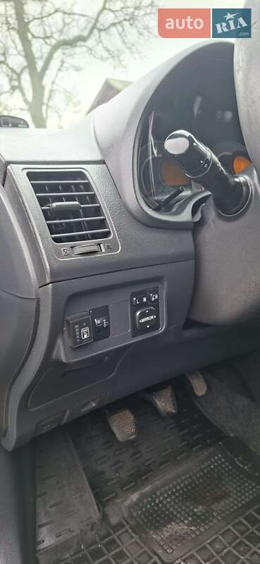 Седан Toyota Corolla 2012 в Нежине