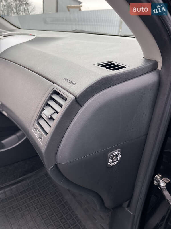 Седан Toyota Corolla 2012 в Киеве