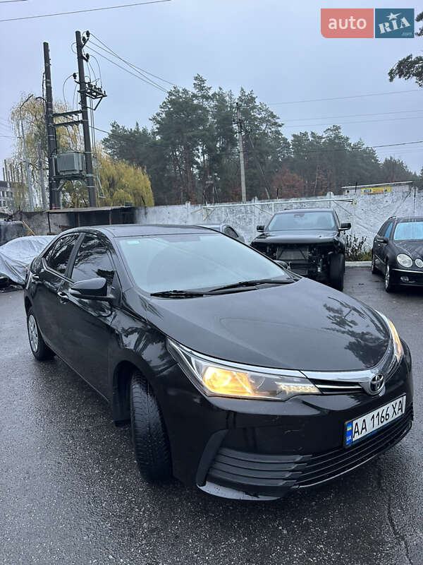 Седан Toyota Corolla 2018 в Києві фото 14 Седан Toyota Corolla 2018 в Києві