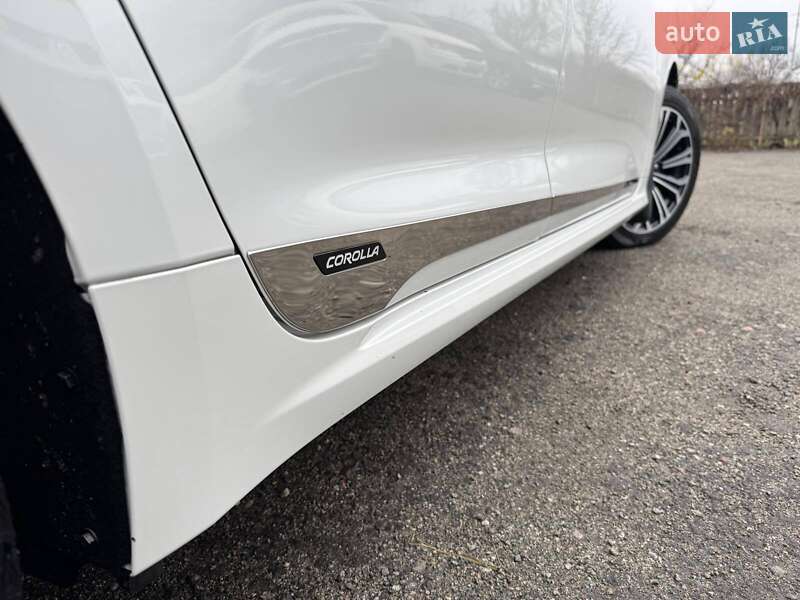 Седан Toyota Corolla 2019 в Києві фото 8 Седан Toyota Corolla 2019 в Києві