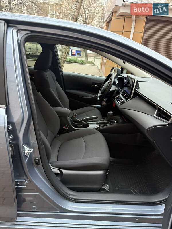 Седан Toyota Corolla 2019 в Кропивницком