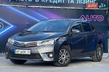 Седан Toyota Corolla 2015 в Запоріжжі