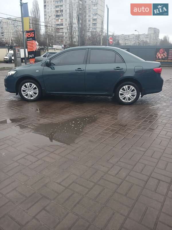 Седан Toyota Corolla 2008 в Харькове