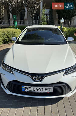 Седан Toyota Corolla 2019 в Одессе