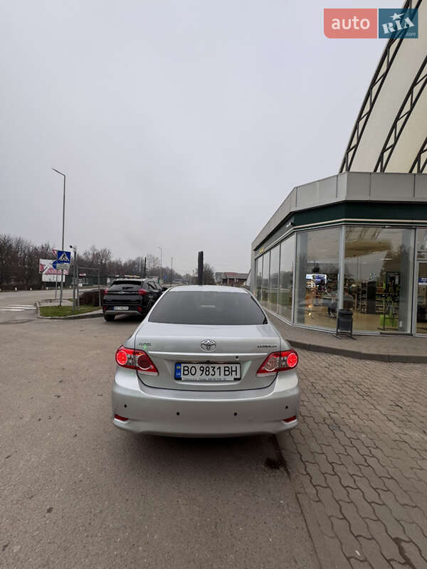Седан Toyota Corolla 2011 в Бучаче фото 4 Седан Toyota Corolla 2011 в Бучаче