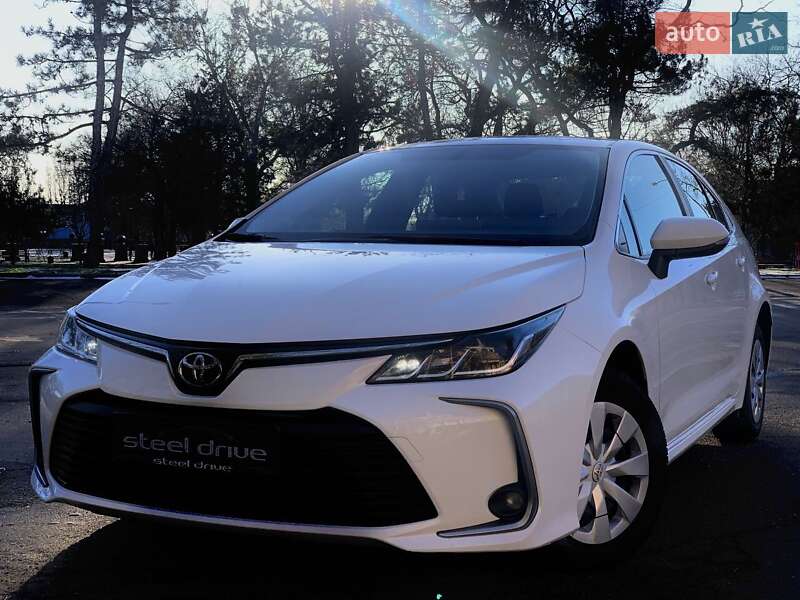 Седан Toyota Corolla 2021 в Николаеве фото Седан Toyota Corolla 2021 в Николаеве