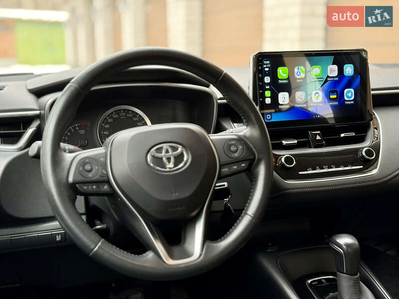 Седан Toyota Corolla 2019 в Киеве