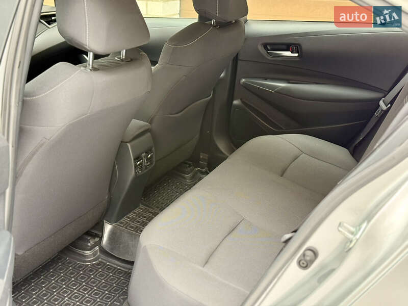 Седан Toyota Corolla 2019 в Киеве