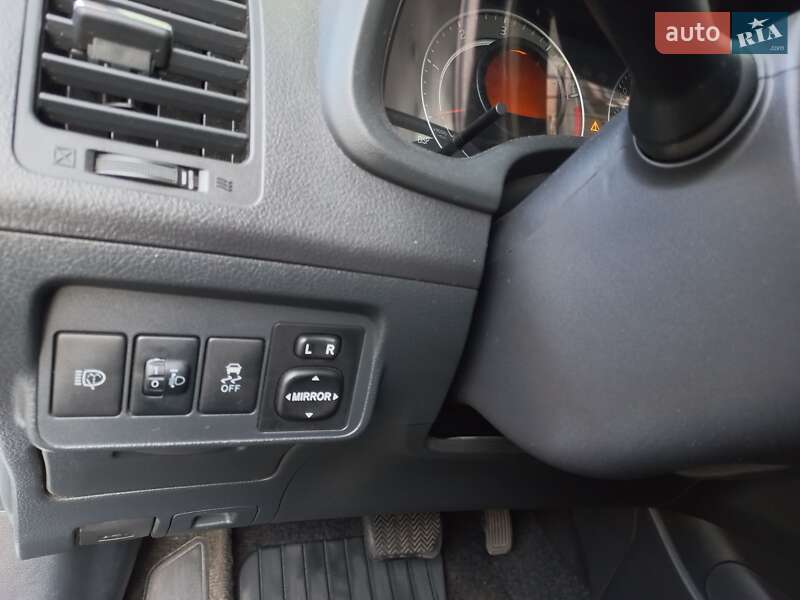 Седан Toyota Corolla 2007 в Золочеве