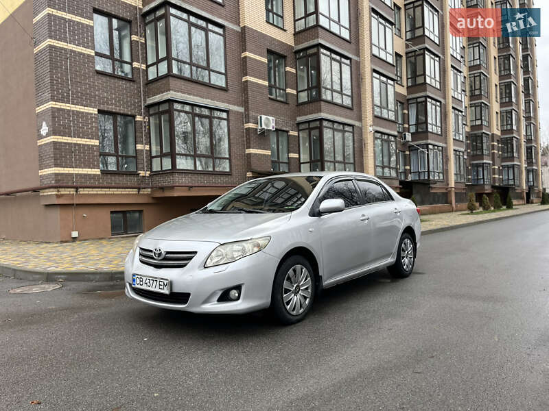 Седан Toyota Corolla 2008 в Чернигове
