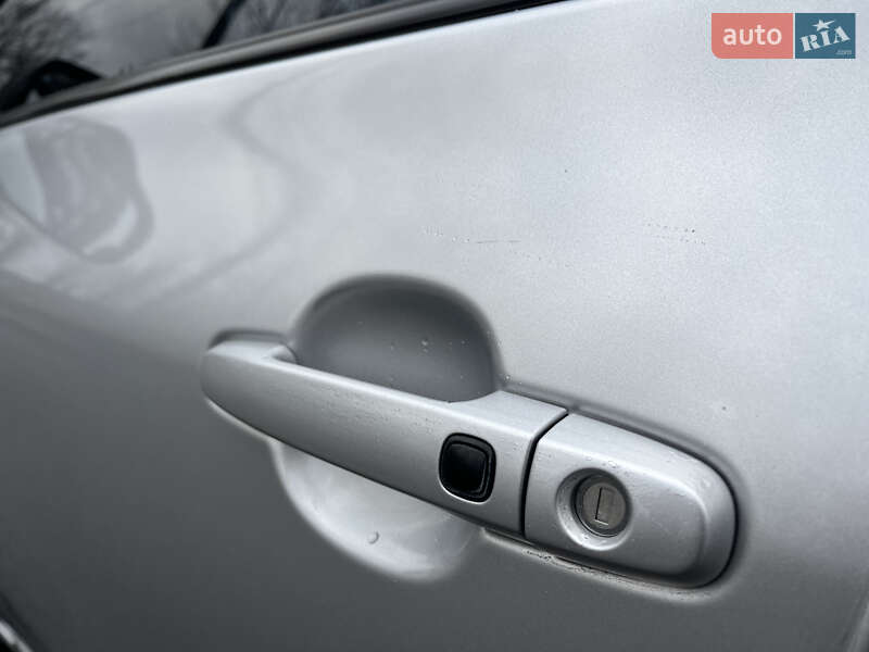 Седан Toyota Corolla 2008 в Чернигове