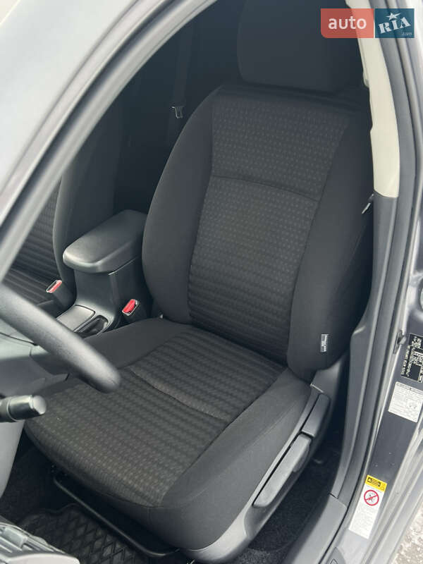 Седан Toyota Corolla 2008 в Днепре фото 52 Седан Toyota Corolla 2008 в Днепре