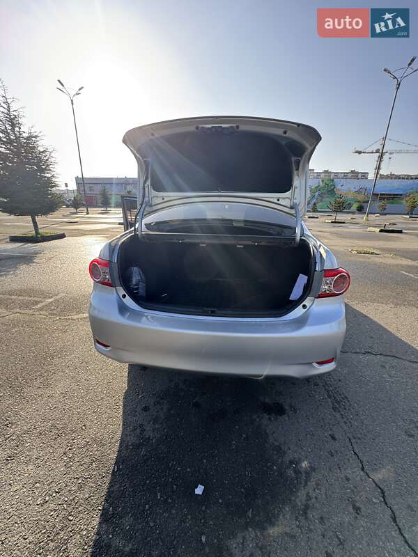 Седан Toyota Corolla 2012 в Одессе фото 10 Седан Toyota Corolla 2012 в Одессе