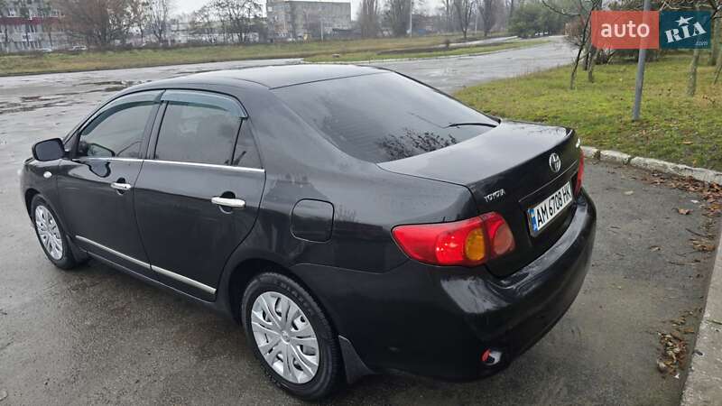 Седан Toyota Corolla 2008 в Киеве