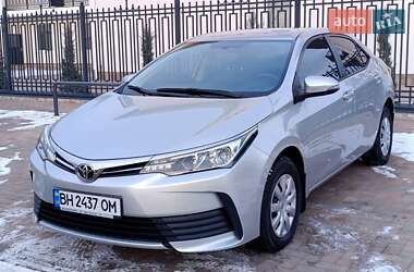 Седан Toyota Corolla 2016 в Одесі