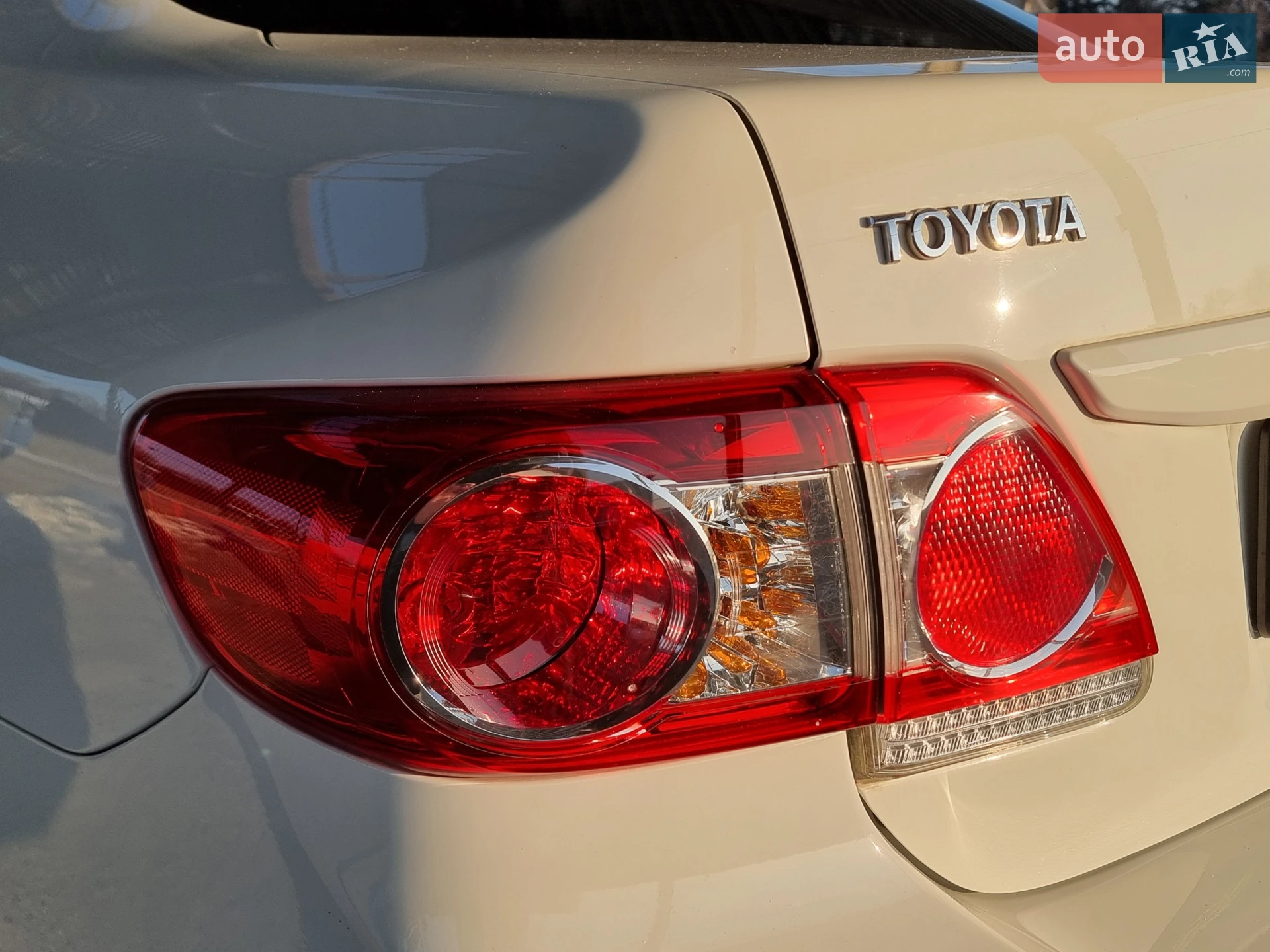 2011 Toyota Corolla - мініатюра 27