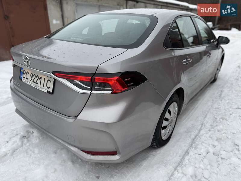 Седан Toyota Corolla 2019 в Львове фото 3 Седан Toyota Corolla 2019 в Львове