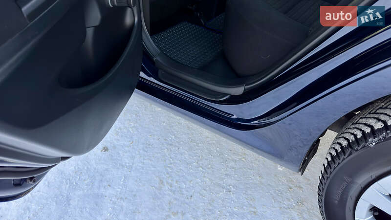 Седан Toyota Corolla 2008 в Кременчуге